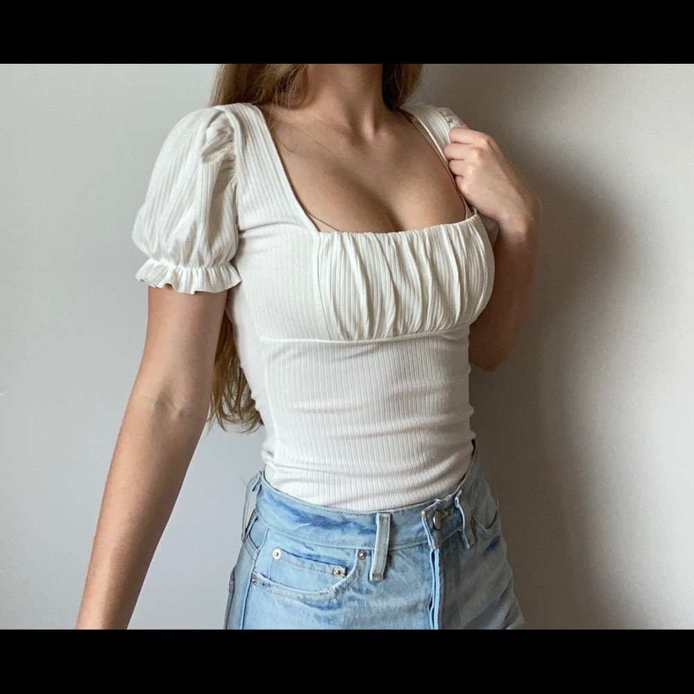White puff sleeve Bodysuit